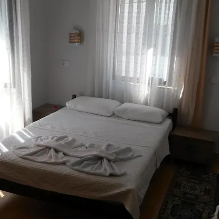 Eucalyptus Bed and Breakfast Πάταρα