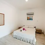 Eucalyptus Bed & Breakfast 3*