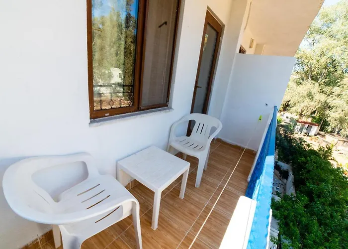 Eucalyptus Bed & Breakfast 3*